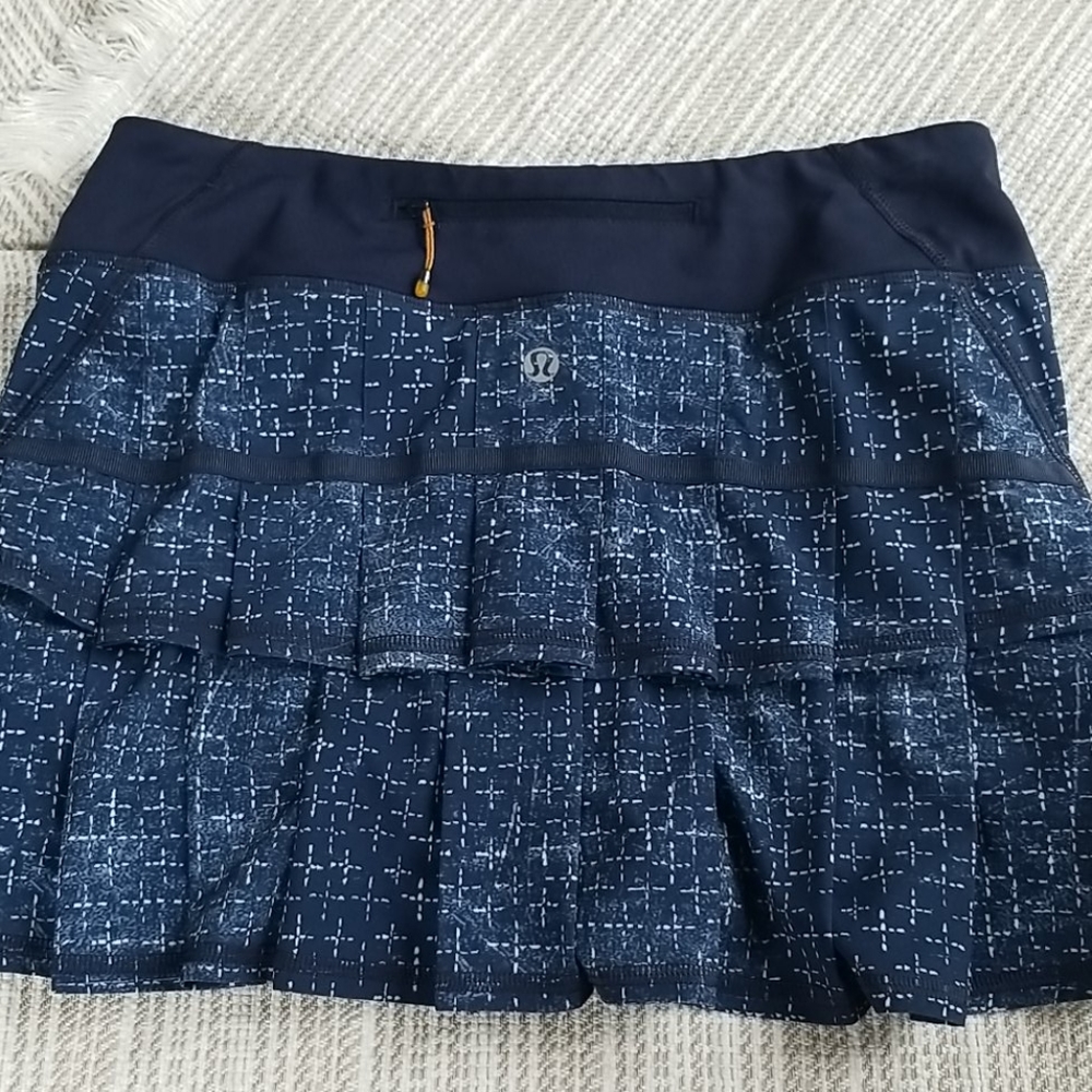 Lululemon pacesetter skirt